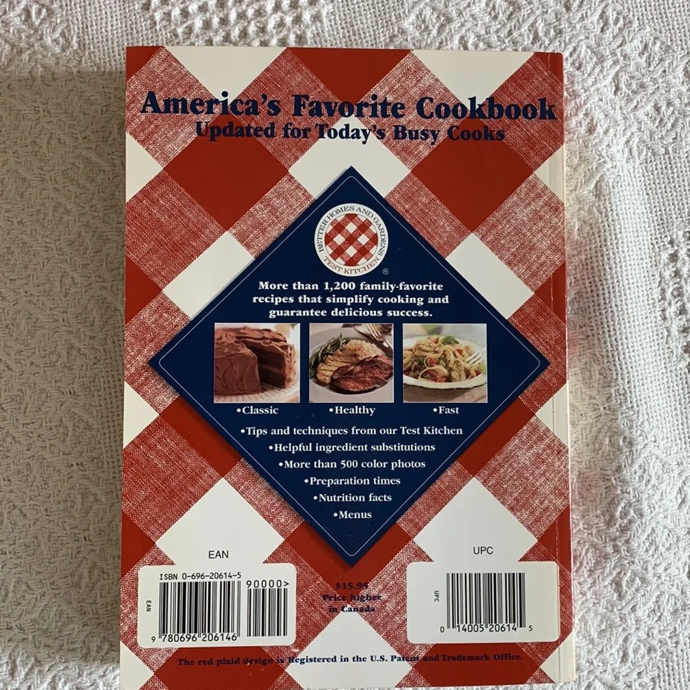 Better Homes and Gardens New Cookbook